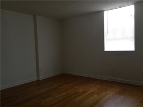 1754 Meridian Ave-Unit -302 in Miami Beach, FL - Foto de edificio - Building Photo