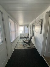 2338 N 69th St in Omaha, NE - Foto de edificio - Building Photo