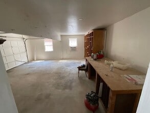 8243 Creekridge Cir in Riverdale, GA - Building Photo - Building Photo