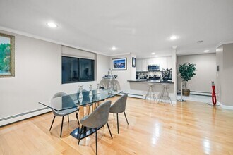 18 Massa Ln-Unit -B4 in Edgewater, NJ - Foto de edificio - Building Photo