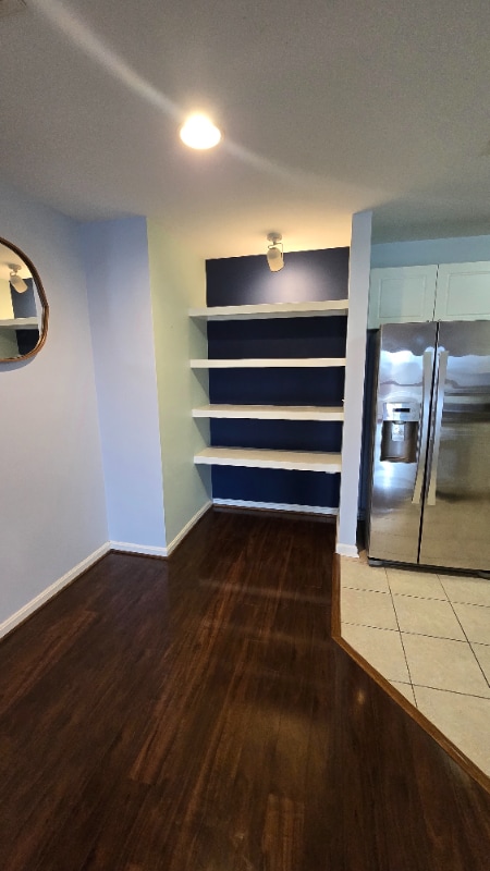 11351 Aristotle Dr, Unit Apt 402 in Fairfax, VA - Foto de edificio - Building Photo