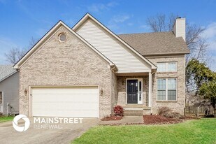 5507 Woodcross Pl in Louisville, KY - Building Photo