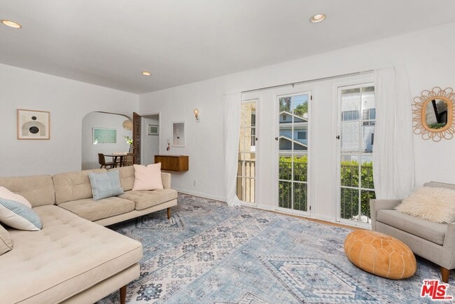 property at 1445 Murray Dr