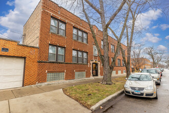 6758 S Campbell Ave in Chicago, IL - Building Photo - Building Photo