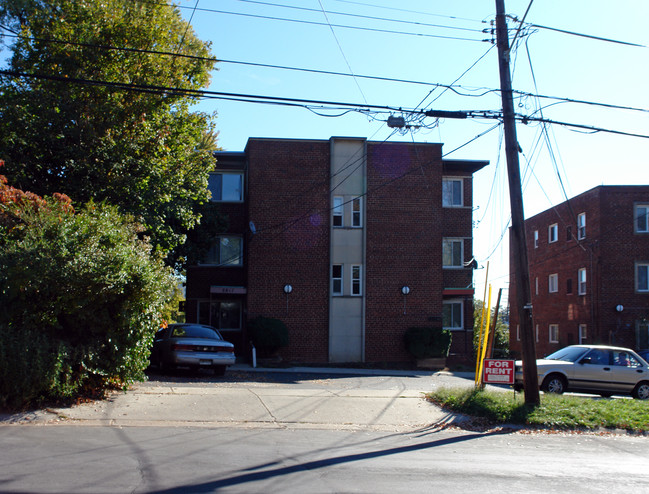 8815-8817 Glenville Rd in Silver Spring, MD - Building Photo - Building Photo