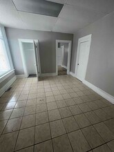 628 E Galena Blvd-Unit -1 in Aurora, IL - Building Photo - Building Photo