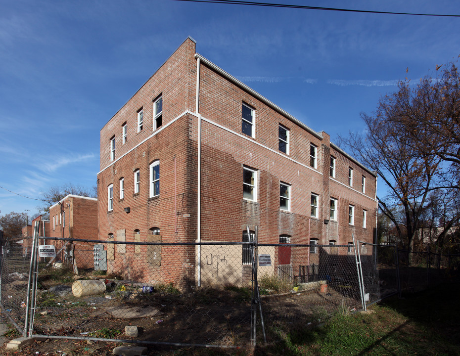 4924 Nash St NE in Washington, DC - Building Photo