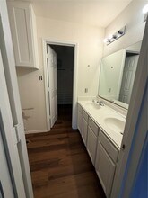 22807 Red Leo Ln in Spring, TX - Foto de edificio - Building Photo