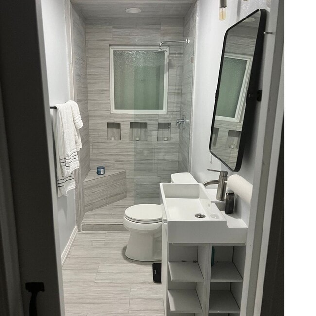 2413 New York St in New Orleans, LA - Foto de edificio - Building Photo