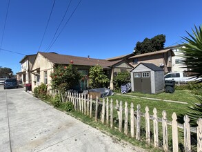 63 Hebbron Ave in Salinas, CA - Building Photo - Building Photo