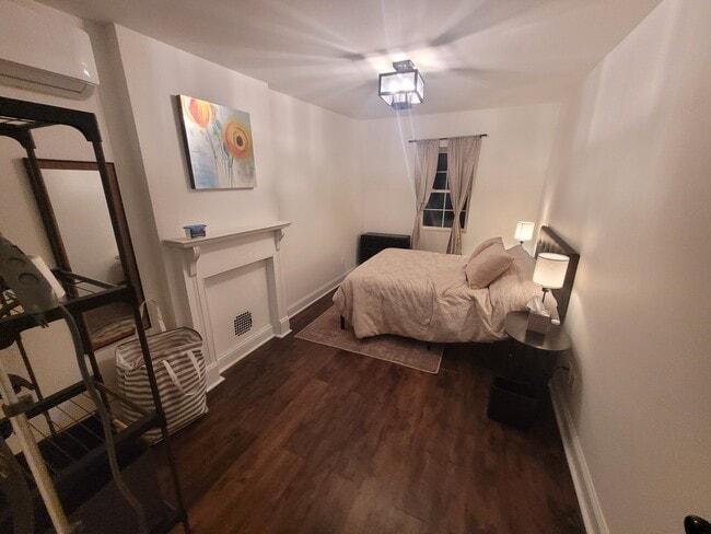 21 Van Buren St, Unit Unit 2 in Brooklyn, NY - Foto de edificio - Building Photo