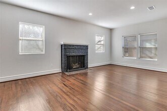 1631 Homewood Pl in Dallas, TX - Building Photo - Building Photo