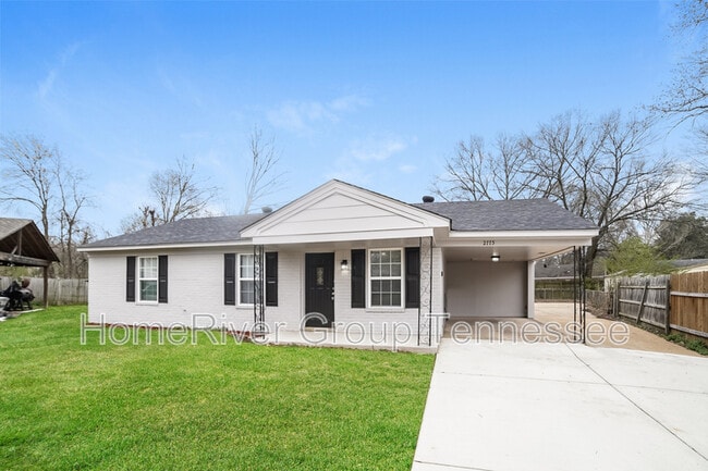 property at 2775 Ashbriar Dr