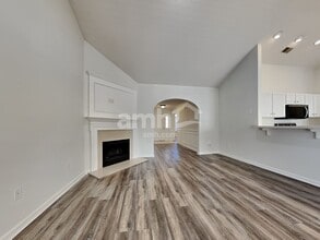 11 Lake Linden Ct in Bluffton, SC - Building Photo - Building Photo