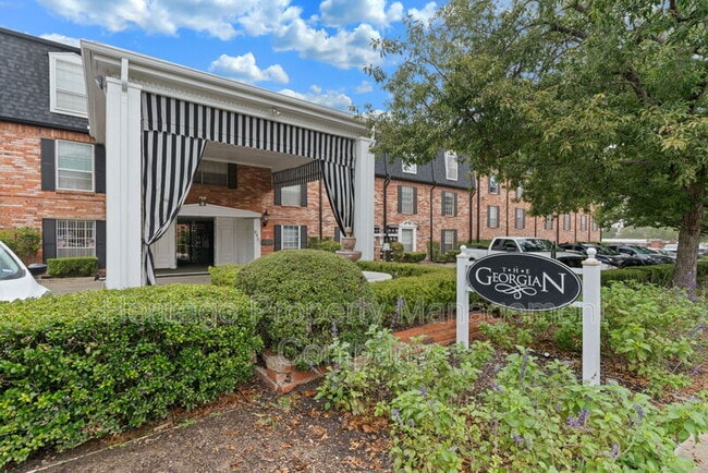 property at 8401 N New Braunfels Ave