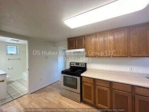 816 Comfort St in Lansing, MI - Building Photo - Building Photo