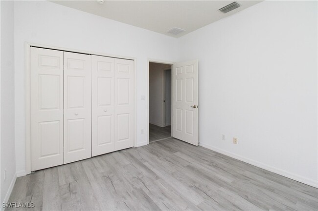 3927 Aurora Ct in Naples, FL - Building Photo - Building Photo