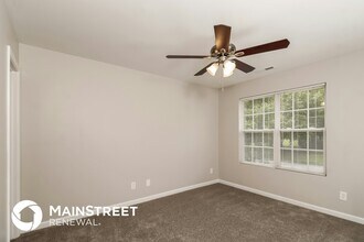 3921 Springbrook Dr in Greensboro, NC - Building Photo - Building Photo