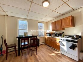 1572 Tremont St, Unit 3 in Boston, MA - Building Photo