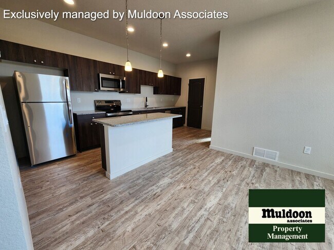 898 S Harmony Dr in Pueblo West, CO - Building Photo - Building Photo