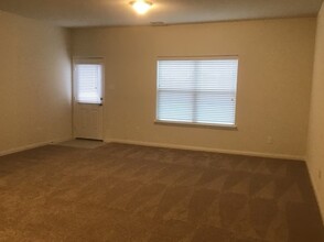 9055 Lone Cypress Dr in Forney, TX - Building Photo - Building Photo