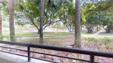 801 Lyons Rd in Coconut Creek, FL - Building Photo - Building Photo