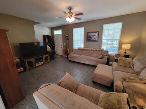 4278 Avon Park Cir in Tallahassee, FL - Building Photo - Building Photo