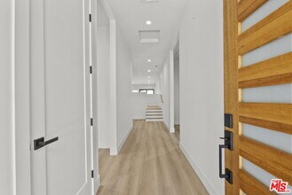 521-519 N Martel Ave in Los Angeles, CA - Building Photo - Building Photo