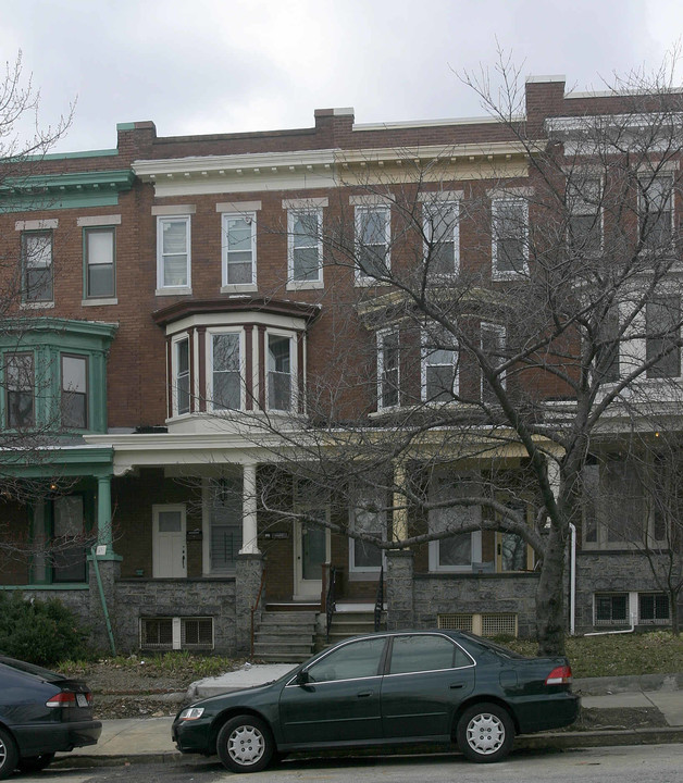 2822 Guilford Ave in Baltimore, MD - Building Photo