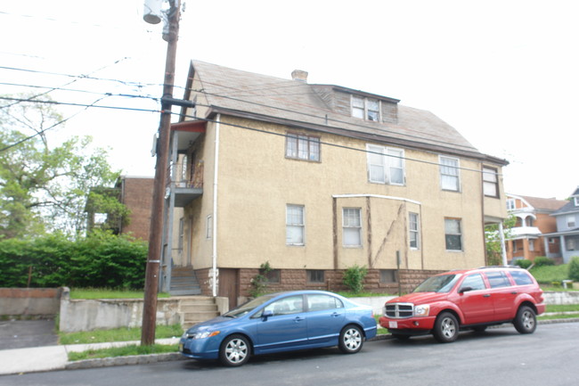 147 State St in Perth Amboy, NJ - Foto de edificio - Building Photo