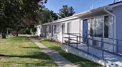 130 W North St in St Charles, MI - Building Photo - Building Photo