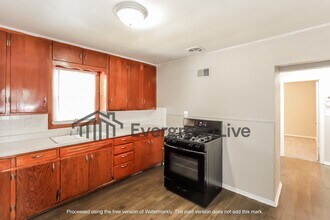 2920 Longwood Ave in Kansas City, KS - Building Photo - Building Photo