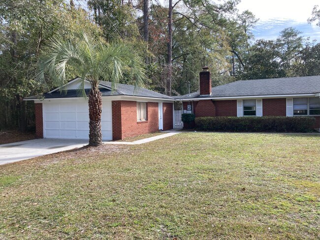 10032 Ferguson Ave in Savannah, GA - Building Photo - Building Photo