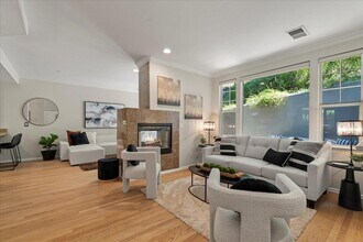 182 Cuesta De Los Gatos in Los Gatos, CA - Building Photo - Building Photo