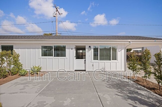 243 E 20th St in Costa Mesa, CA - Building Photo - Building Photo