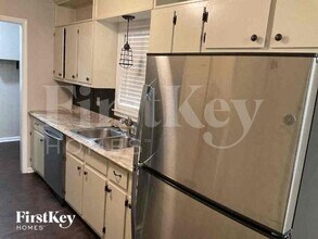 581 Carlouetta Rd in Mableton, GA - Building Photo - Building Photo