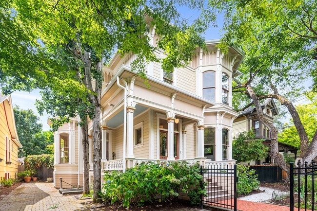 property at 2234 NW Johnson St