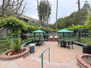 552 N Bellflower Blvd in Long Beach, CA - Building Photo - Building Photo