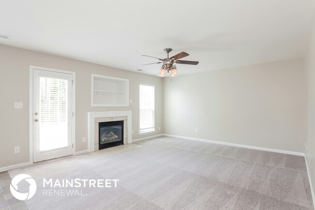 133 Dovetail Dr in Mooresville, NC - Building Photo - Building Photo