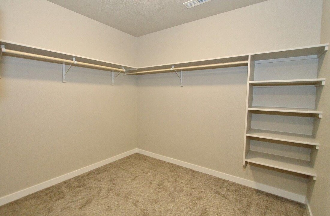 715 SW Inby St in Mountain Home, ID - Building Photo