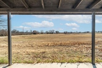 12400 Lipan Hwy in Lipan, TX - Foto de edificio - Building Photo