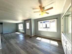 12601 SE Kimsey Rd in Dayton, OR - Building Photo - Building Photo