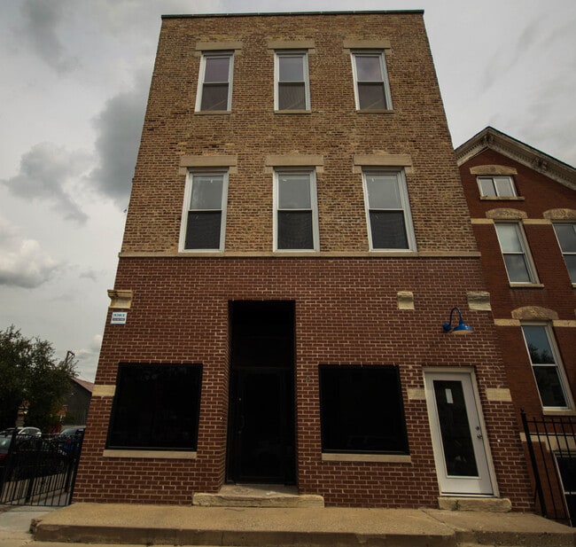 property at 2115 S Wood St