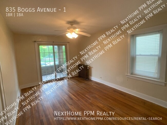 835 Boggs Ave in Pittsburgh, PA - Building Photo - Building Photo