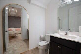 4041 Devenshire Ct in Coconut Creek, FL - Building Photo - Building Photo