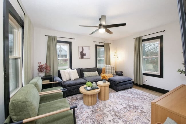 property at 303 E Washington St