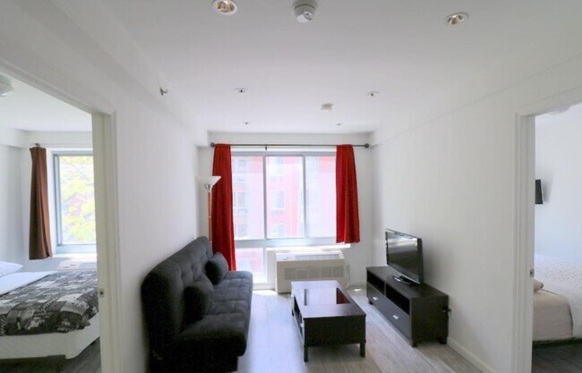 property at 521 W 48th St