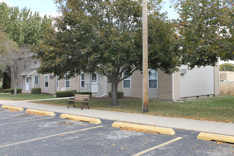 Westridge Apartments in Mendota, IL - Building Photo - Building Photo