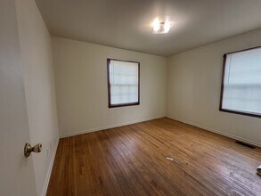 400 Lancashire Rd in St. Louis, MO - Building Photo - Building Photo