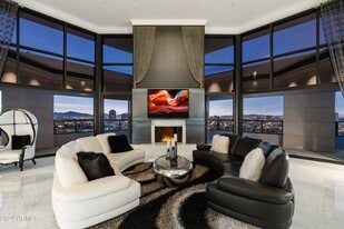 1040 E Osborn Rd in Phoenix, AZ - Building Photo